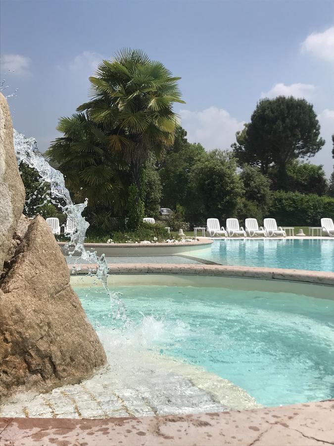Agriturismo Corte Salandini Hotel Ponti sul Mincio Eksteriør billede