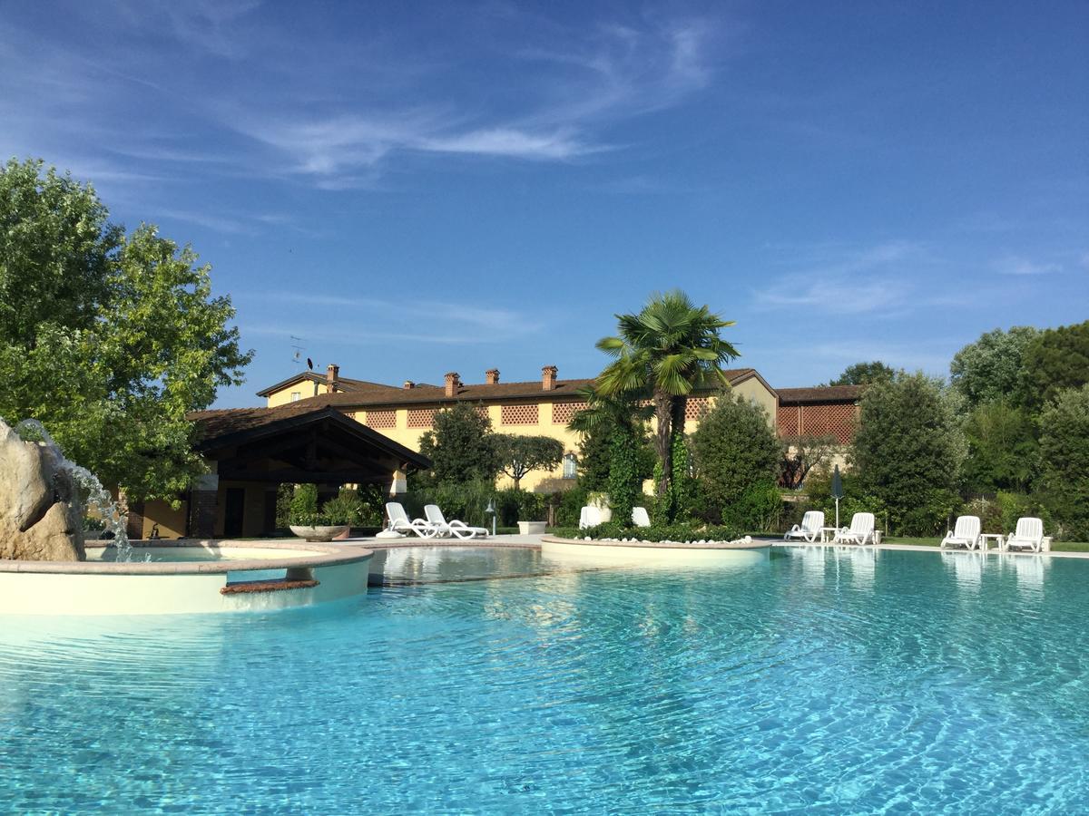 Agriturismo Corte Salandini Hotel Ponti sul Mincio Eksteriør billede