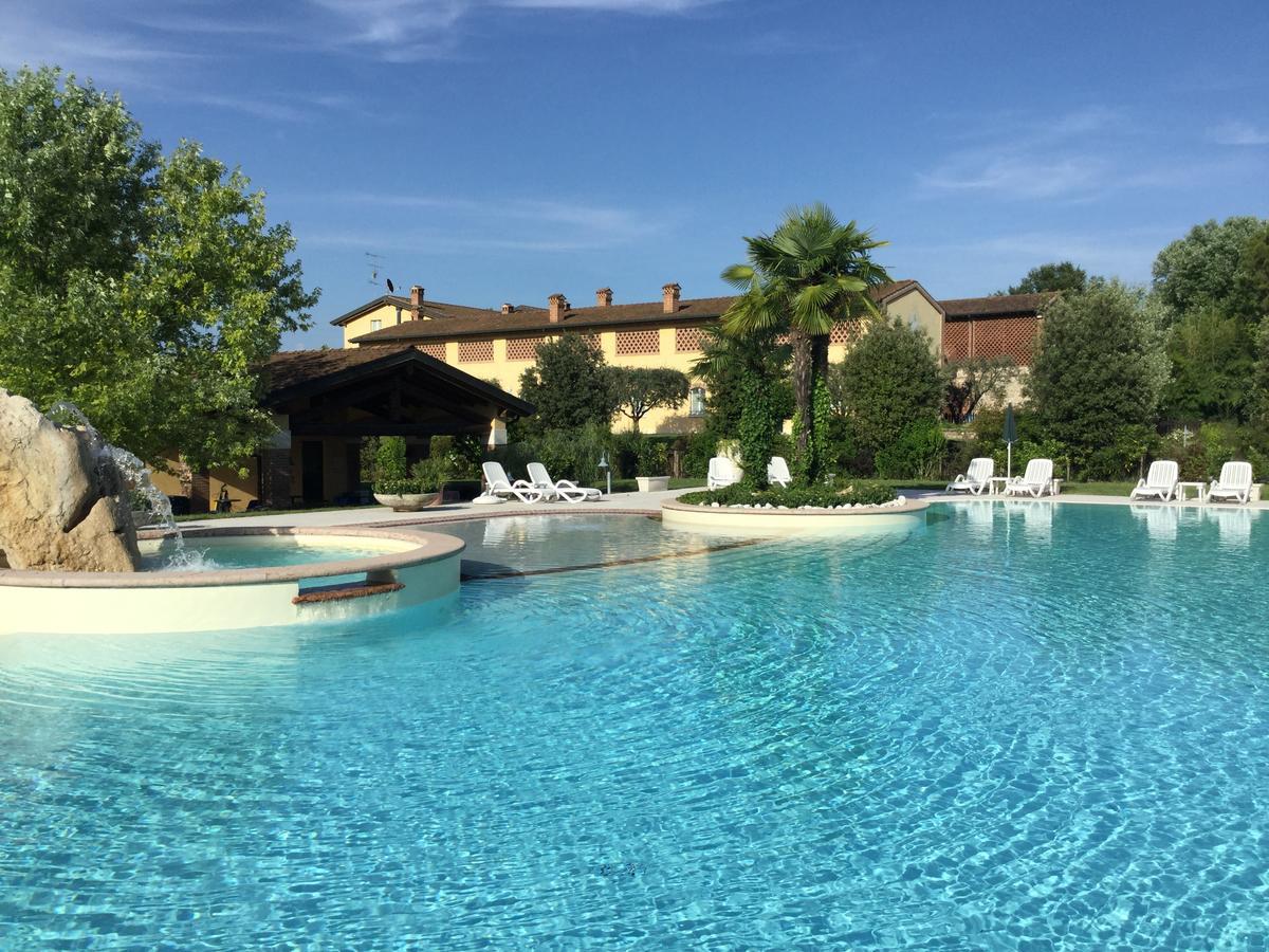Agriturismo Corte Salandini Hotel Ponti sul Mincio Eksteriør billede